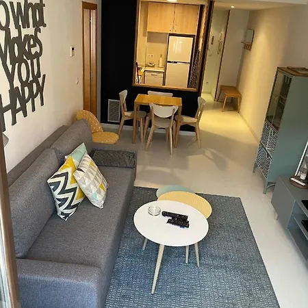 Precioso Exterior En Centro. Daire