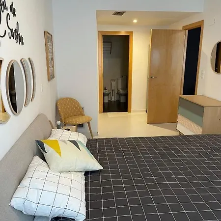 Precioso Exterior En Centro. Appartamento Saragozza